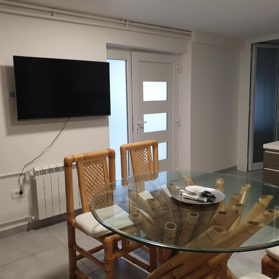 Apartma Pata, Koper - Cezarji Экстерьер фото